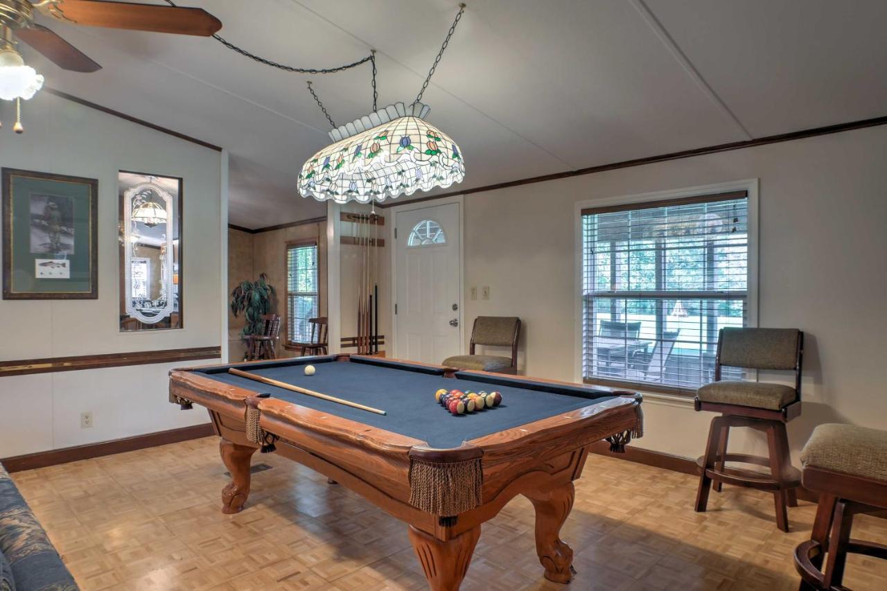 Ooltewah Cabin With Grill, Pool Table And Porch! Eksteriør bilde