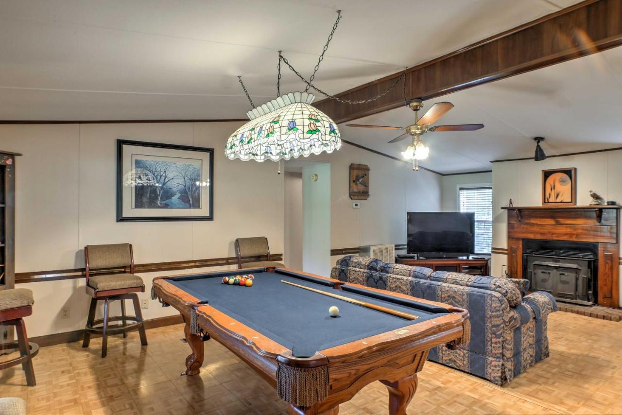 Ooltewah Cabin With Grill, Pool Table And Porch! Eksteriør bilde