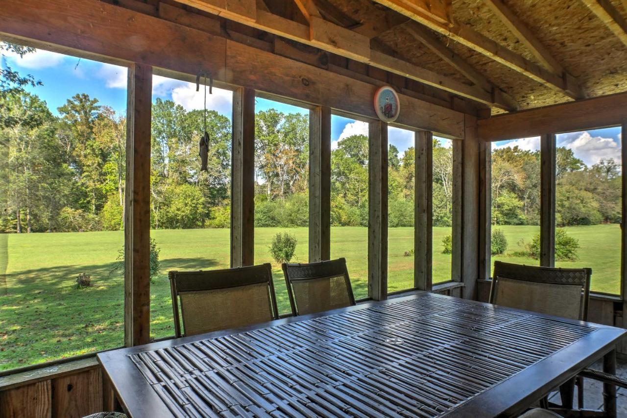Ooltewah Cabin With Grill, Pool Table And Porch! Eksteriør bilde