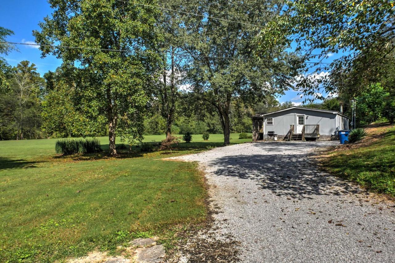 Ooltewah Cabin With Grill, Pool Table And Porch! Eksteriør bilde